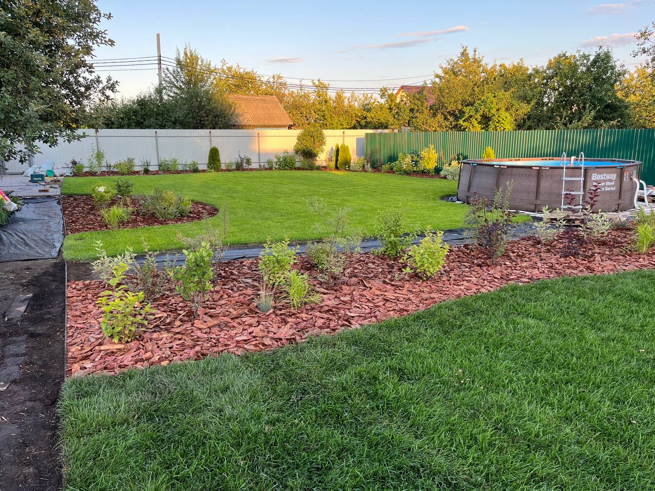 Ландшафтное и новогоднее освещение